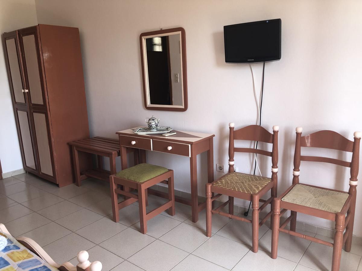 Deidamia Hotel 斯基罗斯岛 外观 照片